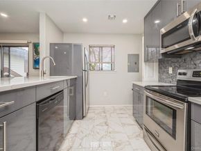 615 Broadway 68, Amityville NY 11701