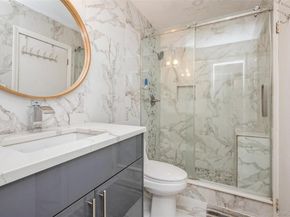 615 Broadway 68, Amityville NY 11701