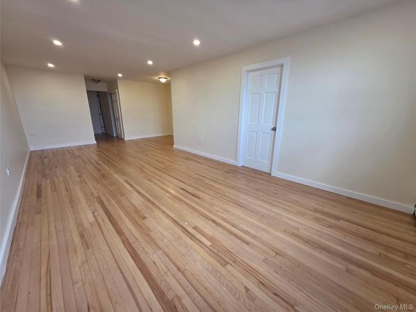 99-04 57th Avenue 6C, Corona NY 11368