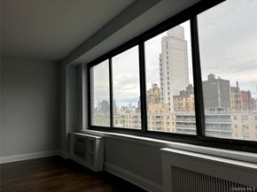 382 Central Park W 16U, New York (Manhattan) NY 10025