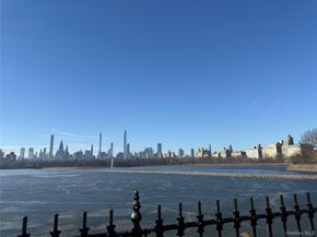 382 Central Park W 16U, New York (Manhattan) NY 10025