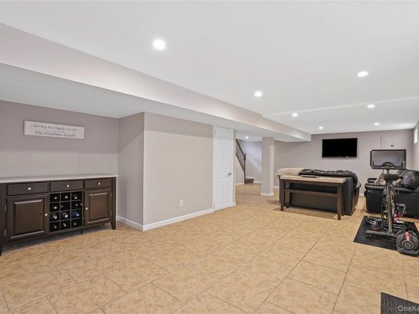 91-03 156th Avenue, Howard Beach NY 11414