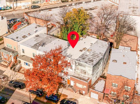 5807 Maspeth Avenue, Maspeth NY 11378