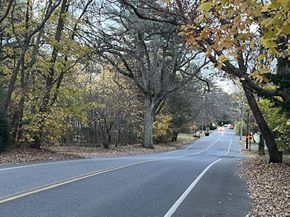 48 E Rogues Path, Huntington Station NY 11746