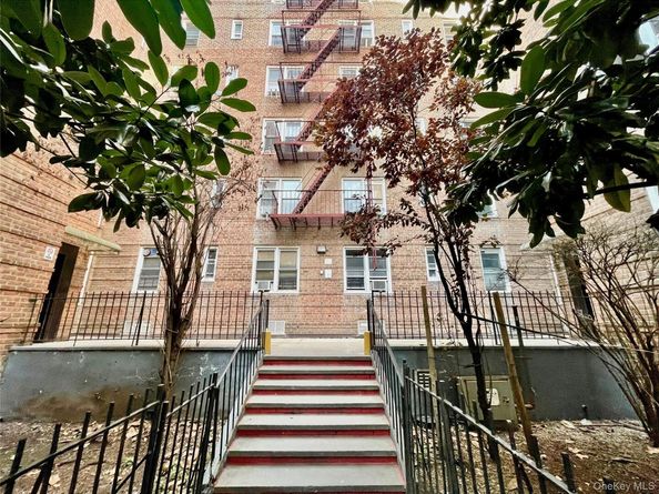 134-33 Blossom Ave Blossom Avenue 3B, Flushing NY 11355