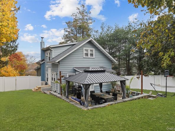 5 Ross Drive, Yorktown Heights NY 10598