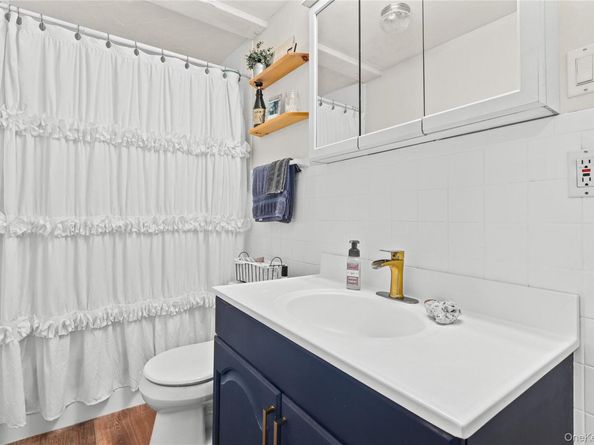 5 Ross Drive, Yorktown Heights NY 10598