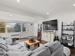 5 Ross Drive, Yorktown Heights NY 10598