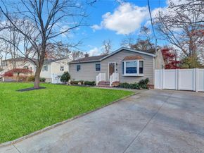 5 Zenith Road, Rocky Point NY 11778