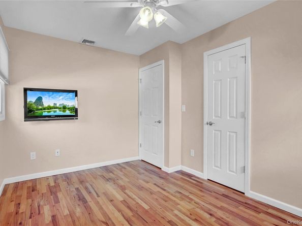 5 Zenith Road, Rocky Point NY 11778