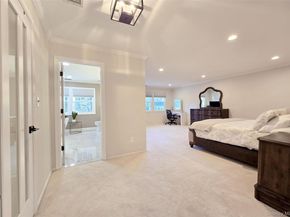 31 Hampshire Court 31, Holbrook NY 11741