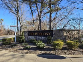 31 Hampshire Court 31, Holbrook NY 11741