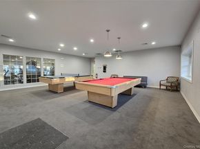 31 Hampshire Court 31, Holbrook NY 11741