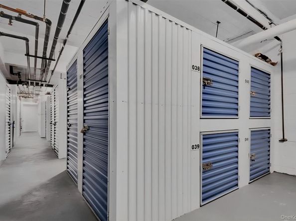 89-40 151 3J, Howard Beach NY 11414