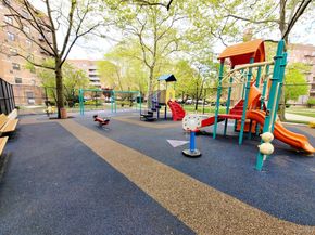 89-40 151 3J, Howard Beach NY 11414