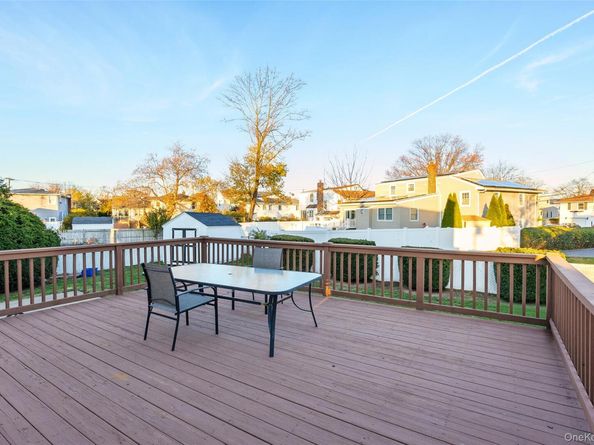 3409 5th Street, Oceanside NY 11572