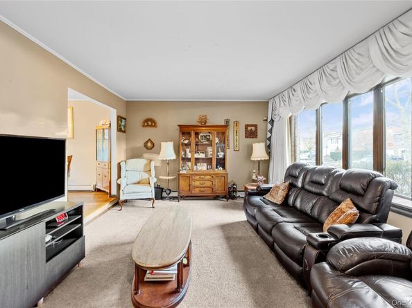 3409 5th Street, Oceanside NY 11572