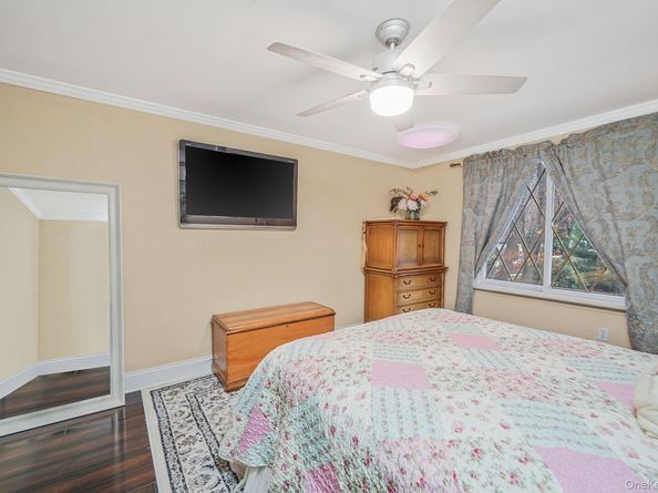 320 Woodland Court, Coram NY 11727