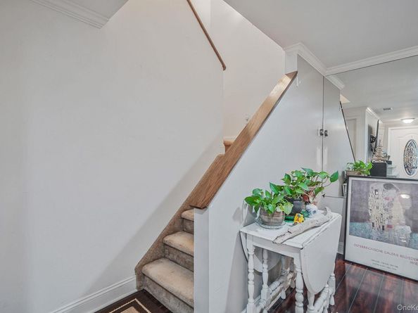 320 Woodland Court, Coram NY 11727