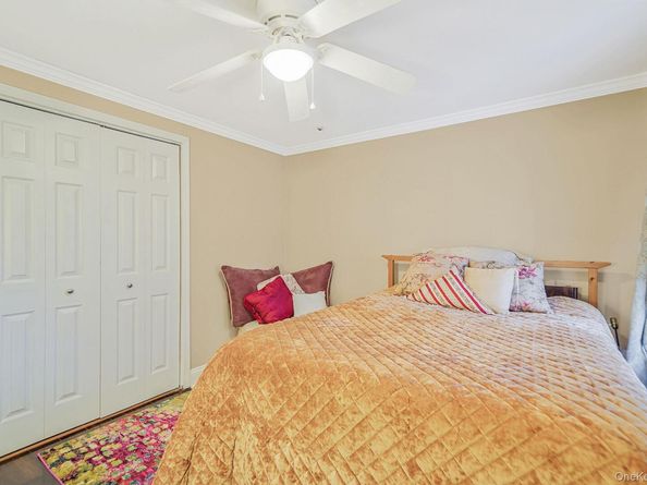 320 Woodland Court, Coram NY 11727