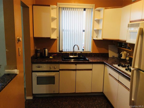 204-15 Foothill Avenue A53, Hollis NY 11423