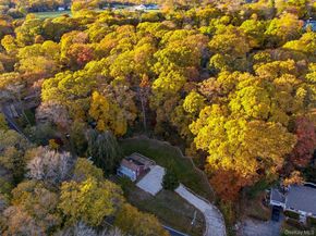 289 E Main Street, Centerport NY 11721