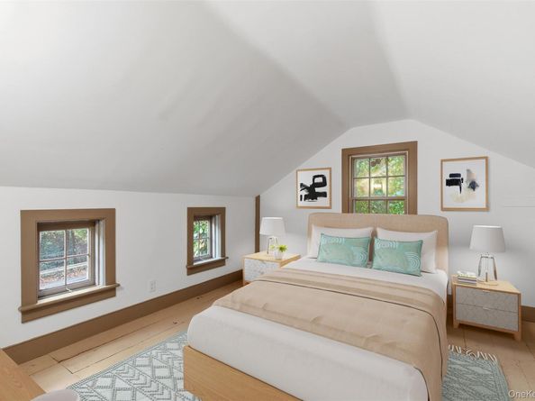 289 E Main Street, Centerport NY 11721