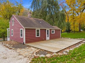 289 E Main Street, Centerport NY 11721