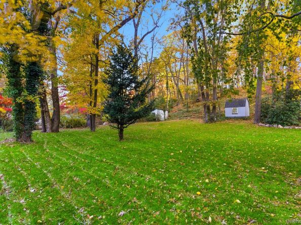 289 E Main Street, Centerport NY 11721