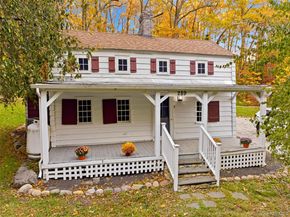 289 E Main Street, Centerport NY 11721