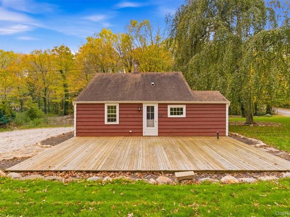 289 E Main Street, Centerport NY 11721