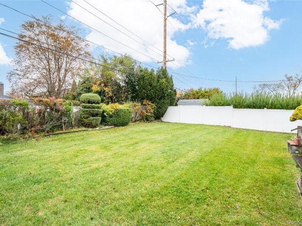 68 Myles Avenue, Levittown NY 11756