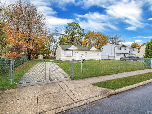 111 Merrill Street, Brentwood NY 11717