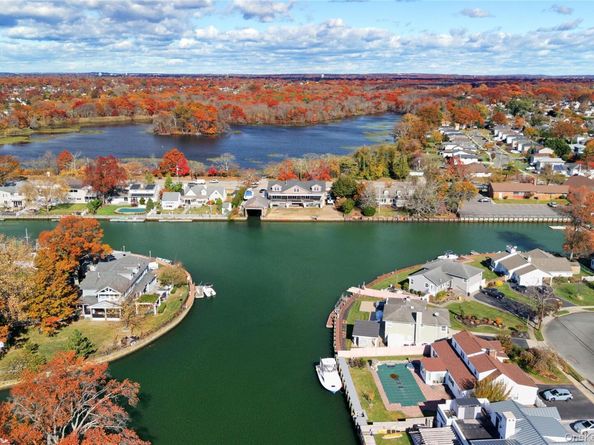 4530 Merrick Road, Massapequa NY 11758