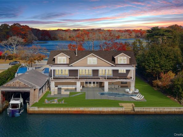 4530 Merrick Road, Massapequa NY 11758