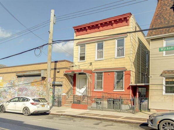 1055 Wyckoff Avenue, Ridgewood NY 11385