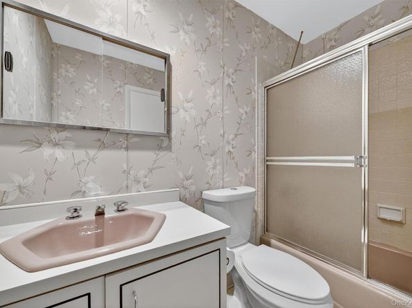 200 California Road 9, Bronxville NY 10708