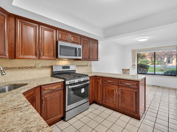 200 California Road 9, Bronxville NY 10708