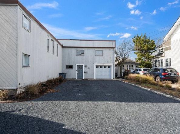 49 S Bay Avenue, Amityville NY 11701