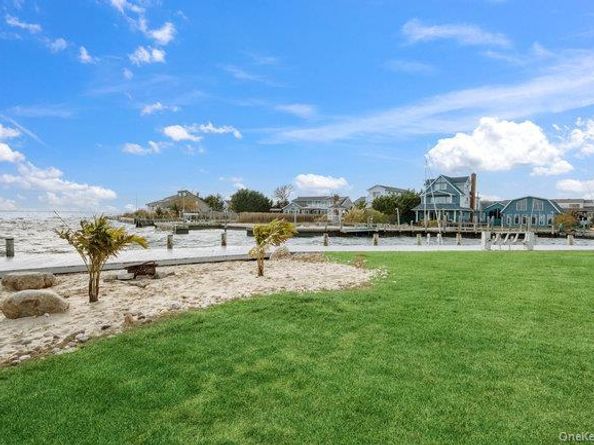 49 S Bay Avenue, Amityville NY 11701