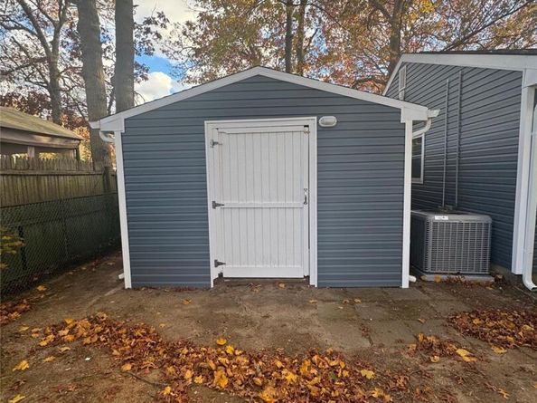 381 Grace Street, Holbrook NY 11741