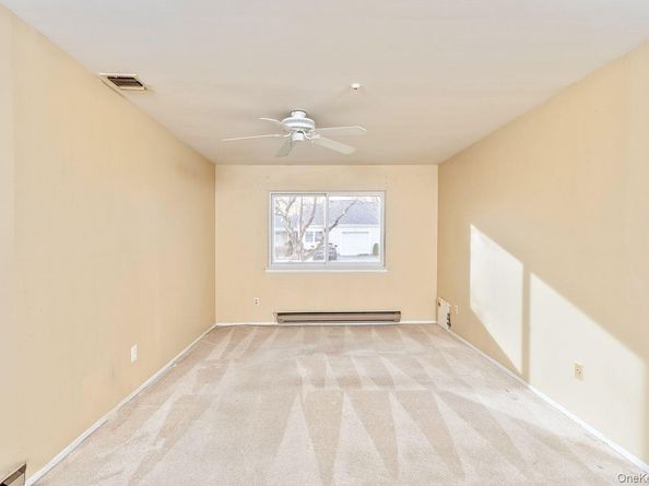 705 Cabot Court W, Saint James NY 11780