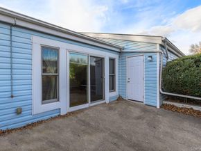 705 Cabot Court W, Saint James NY 11780