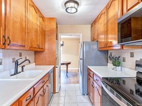 705 Cabot Court W, Saint James NY 11780