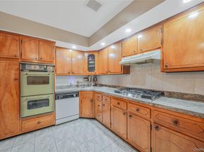 15 Paerdegat 12th Street, Brooklyn NY 11236