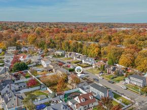 48 Circle Dr, Westbury NY 11590