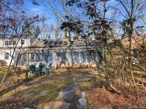 8 Old Wood Road, Stony Brook NY 11790