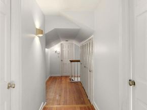 8 Old Wood Road, Stony Brook NY 11790