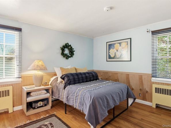 8 Old Wood Road, Stony Brook NY 11790