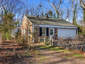 8 Old Wood Road, Stony Brook NY 11790